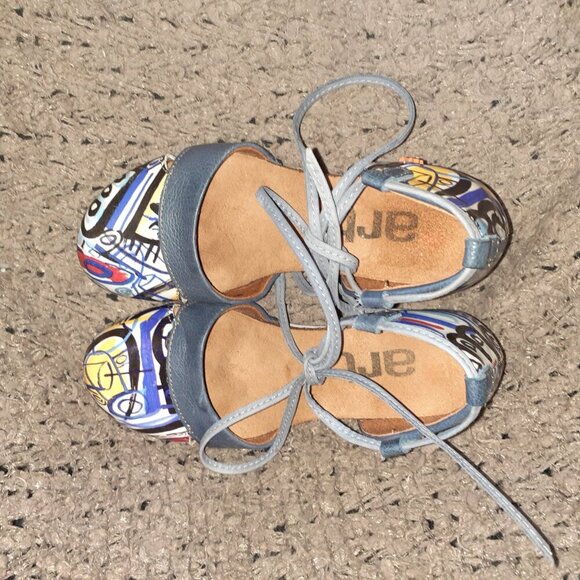 THE ART COMPANY-Gaucho Bonelyema-Graffiti Pattern Patent Leather-Ankle Ties-Sz36 - Picture 7 of 8